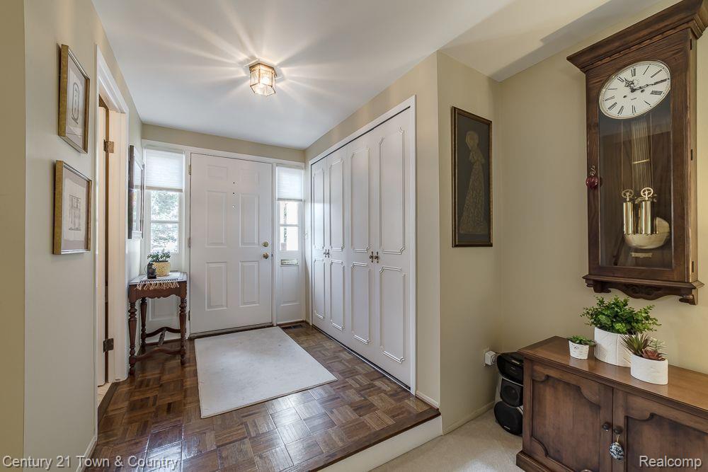 5395 BREEZE HILL, Troy, MI 48098 — Photo 5