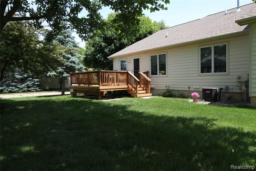 6052 Belmont Court, Grand Blanc, MI 48439 — Photo 4