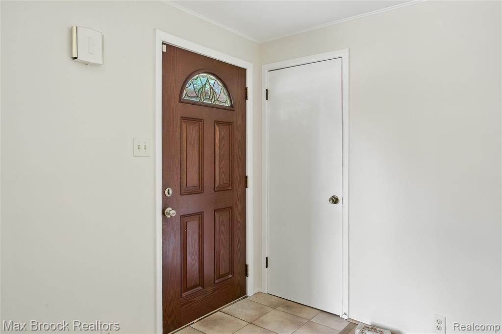3084 E Hillcrest Drive, Clyde, MI 48049 — Photo 5