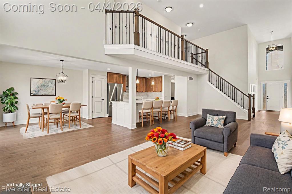 7842 Trailside Court, West Bloomfield, MI 48323 — Photo 8