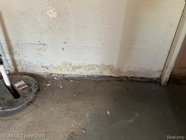 530 Kenilworth Street, Detroit, MI 48202 — Photo 17
