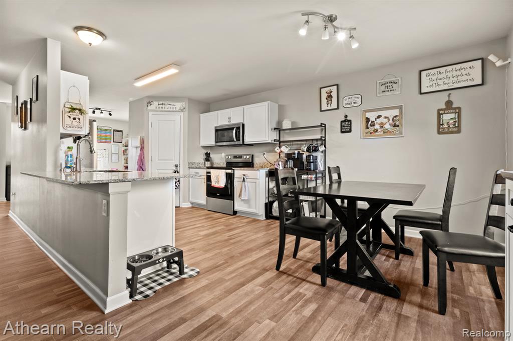 6102 Weyerbacher Drive, Swartz Creek, MI 48473 — Photo 14