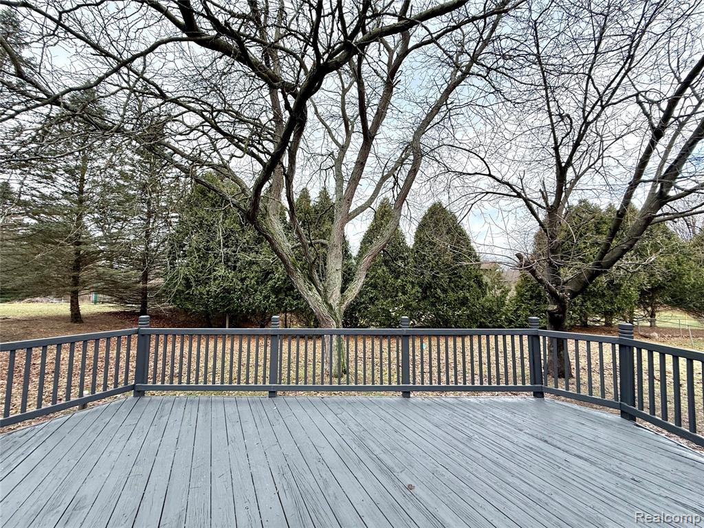3639 Loch Drive, Highland, MI — Photo 36