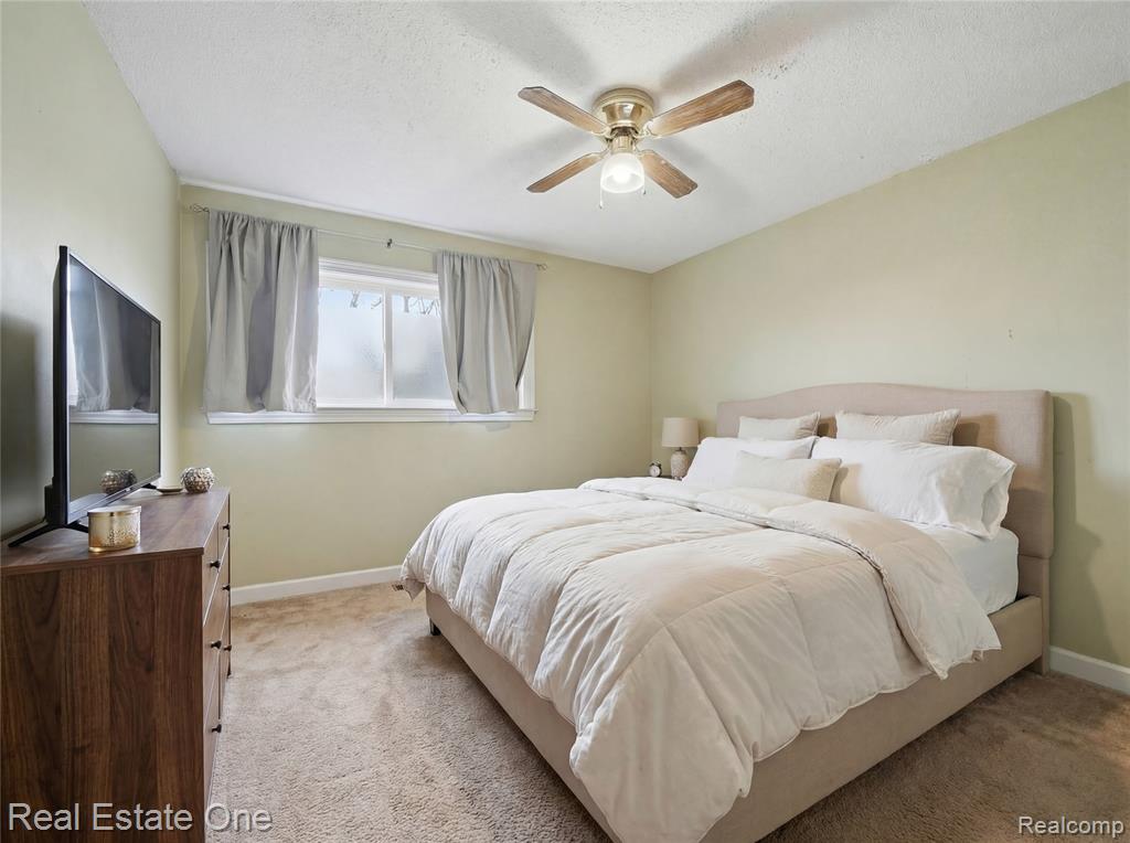 2276 Lakewood Way, Pinckney, MI 48169 — Photo 25