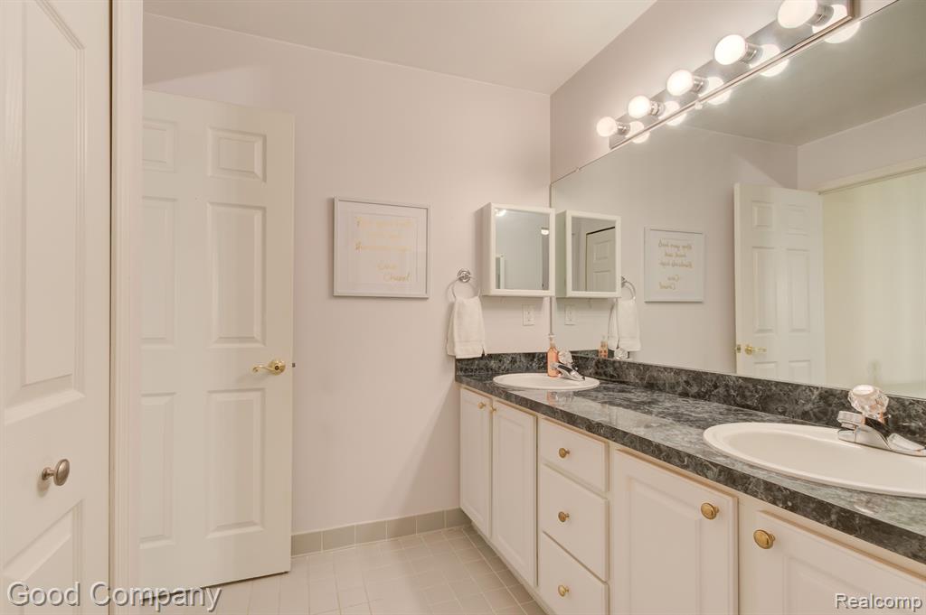 51250 W HILLS Drive, Plymouth, MI 48170 — Photo 43