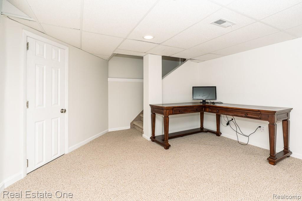 732 Rutgers Road, Rochester Hills, MI 48309 — Photo 22