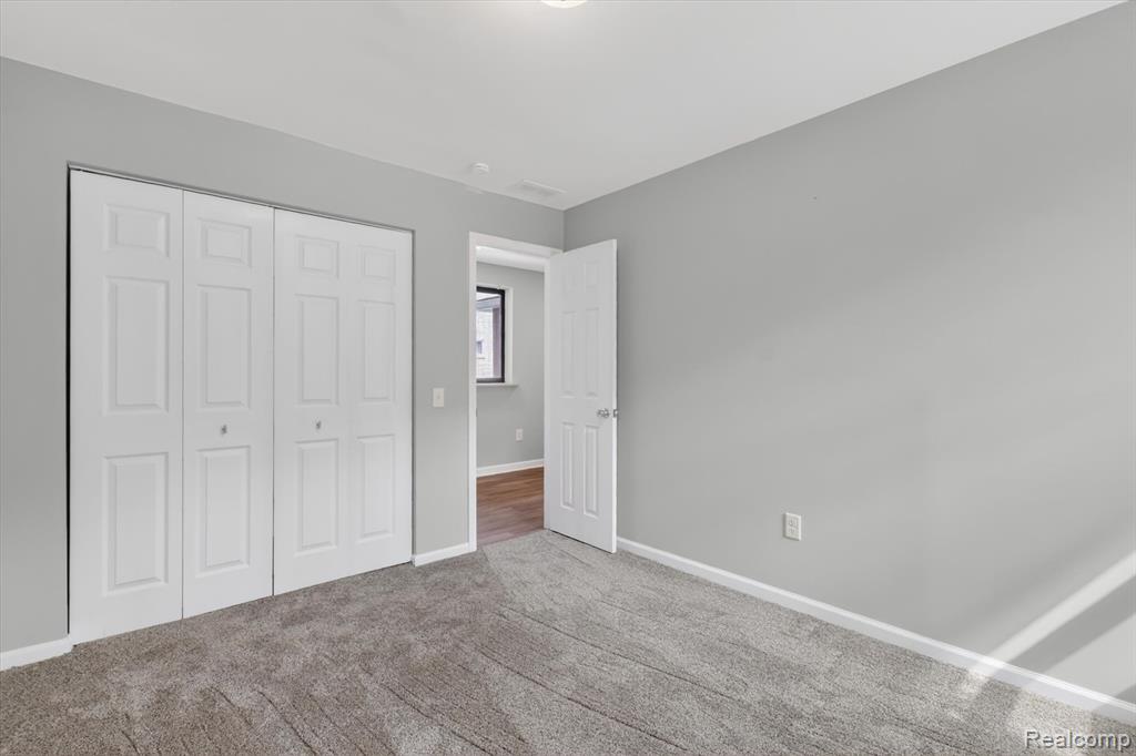4841 Fenmore Avenue, Waterford, MI 48328 — Photo 21