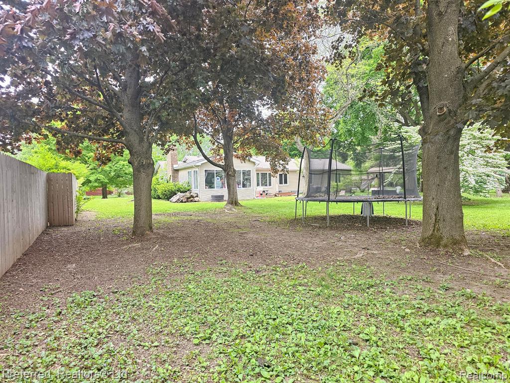 6120 SIERRA Pass, Flint, MI 48532 — Photo 4