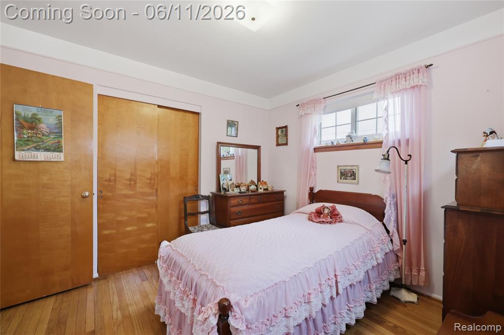 29609 Mark Avenue, Madison Heights, MI 48071 — Photo 17
