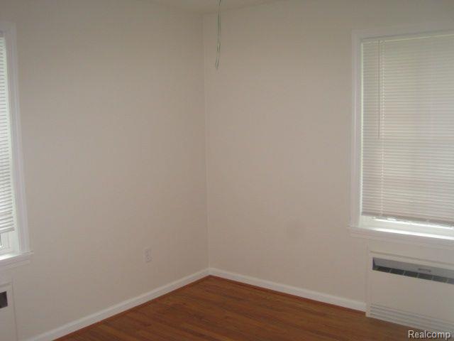 430 COMMON Street, Walled Lake, MI 48390 — Photo 7