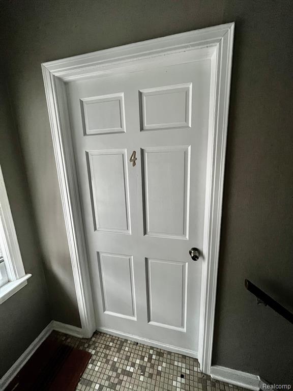 62 Madison Court #4, Clarkston, MI — Photo 2