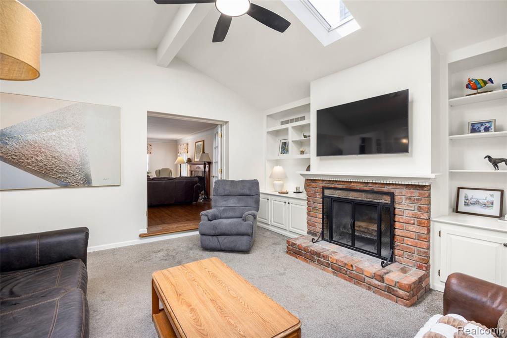 244 Kerby Road, Grosse Pointe Farms, MI 48236 — Photo 13