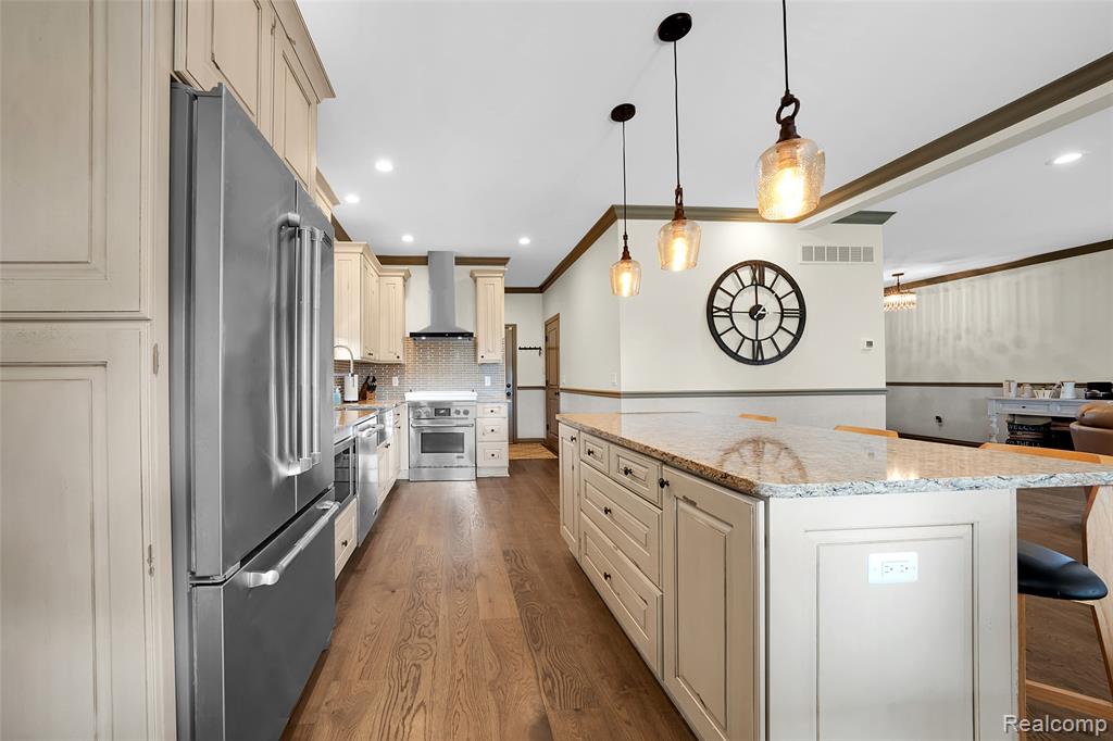 39611 Lakeshore Drive, Harrison Township, MI — Photo 18