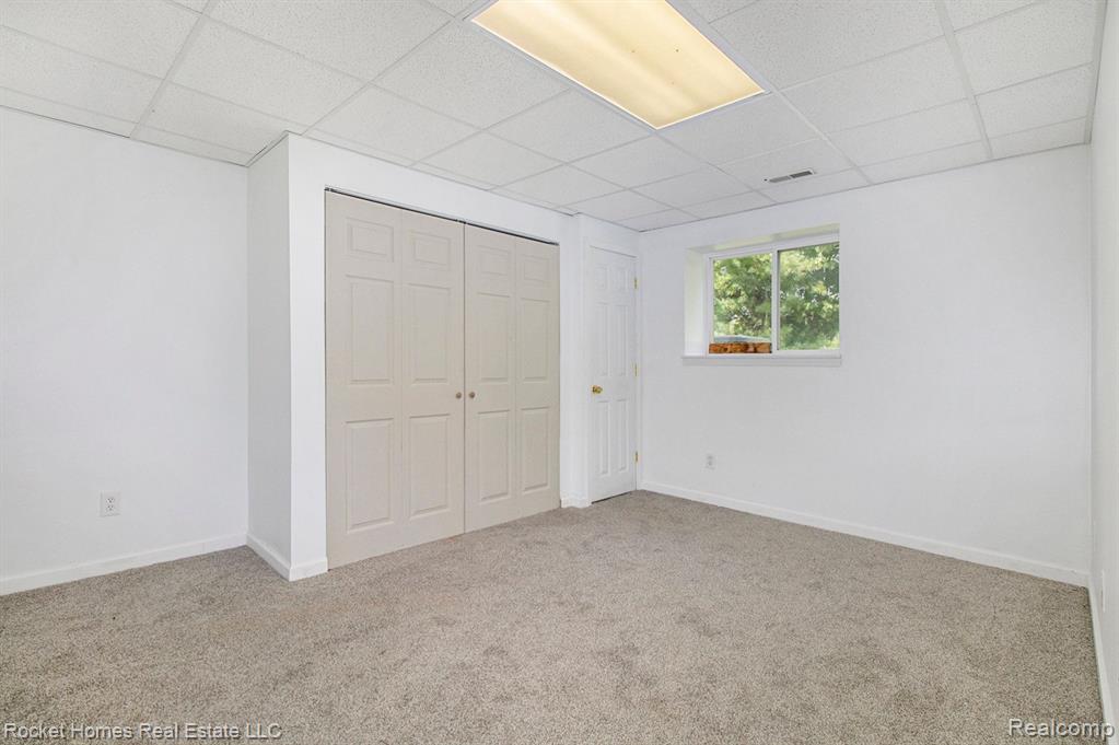 7256 MAPLELAWN Drive, Ypsilanti, MI 48197 — Photo 23