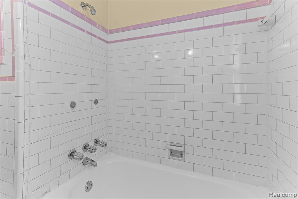 5050 Courville Street, Detroit, MI 48224 — Photo 9