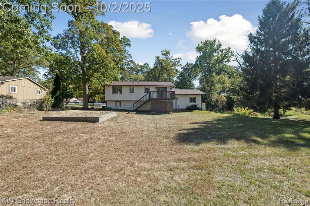 8760 Cooley Beach Drive, White Lake, MI — Photo 8