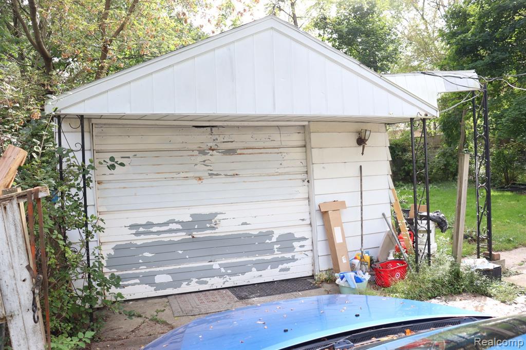 937 BARNEY Avenue, Flint, MI 48503 — Photo 13