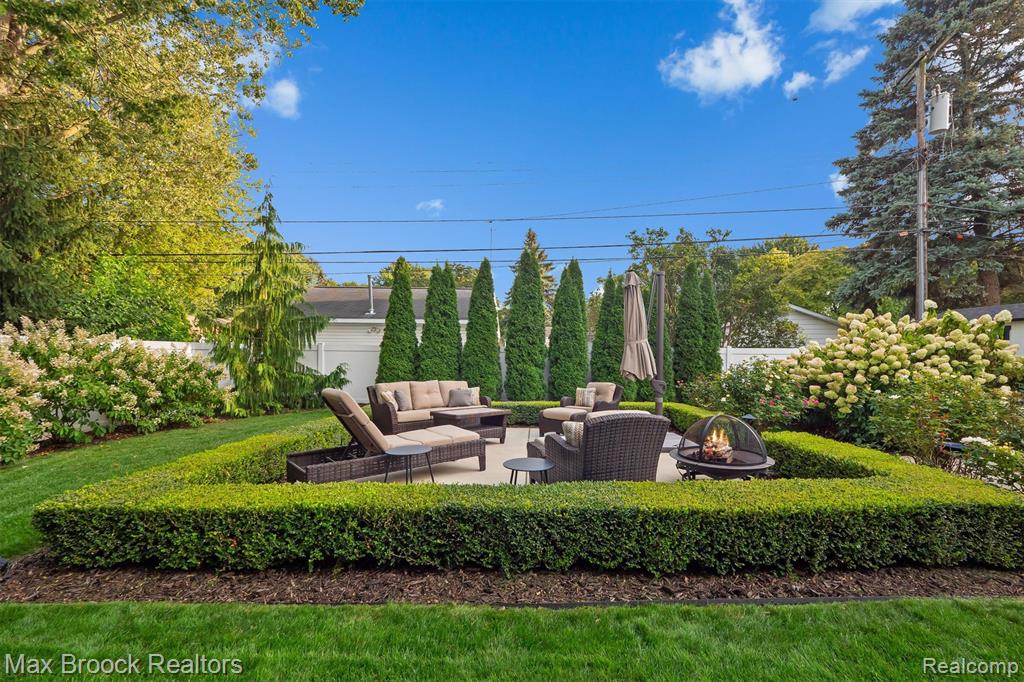 928 Montrose Avenue, Royal Oak, MI 48073 — Photo 65
