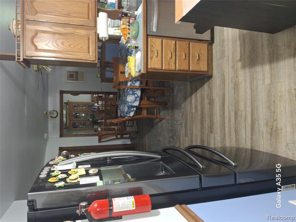 8969 Hyne Road, Brighton, MI 48114 — Photo 24