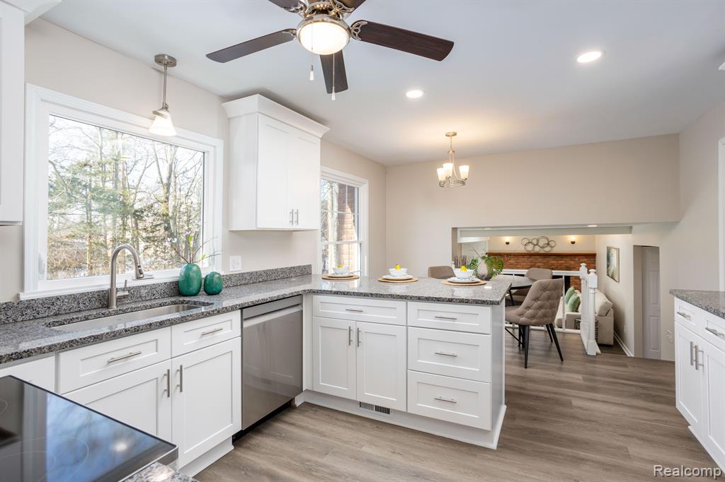 5536 FARMERS, Bloomfield Hills, MI 48301 — Photo 15