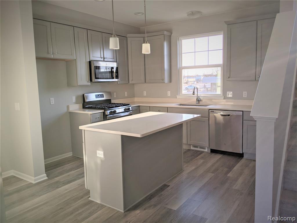 4938 Treeside Lane, Troy, MI 48098 — Photo 6