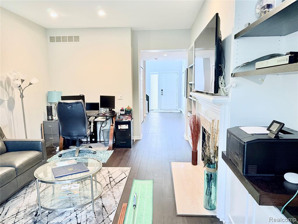 7288 Simsbury Dr. Drive, 24, West Bloomfield, MI — Photo 13