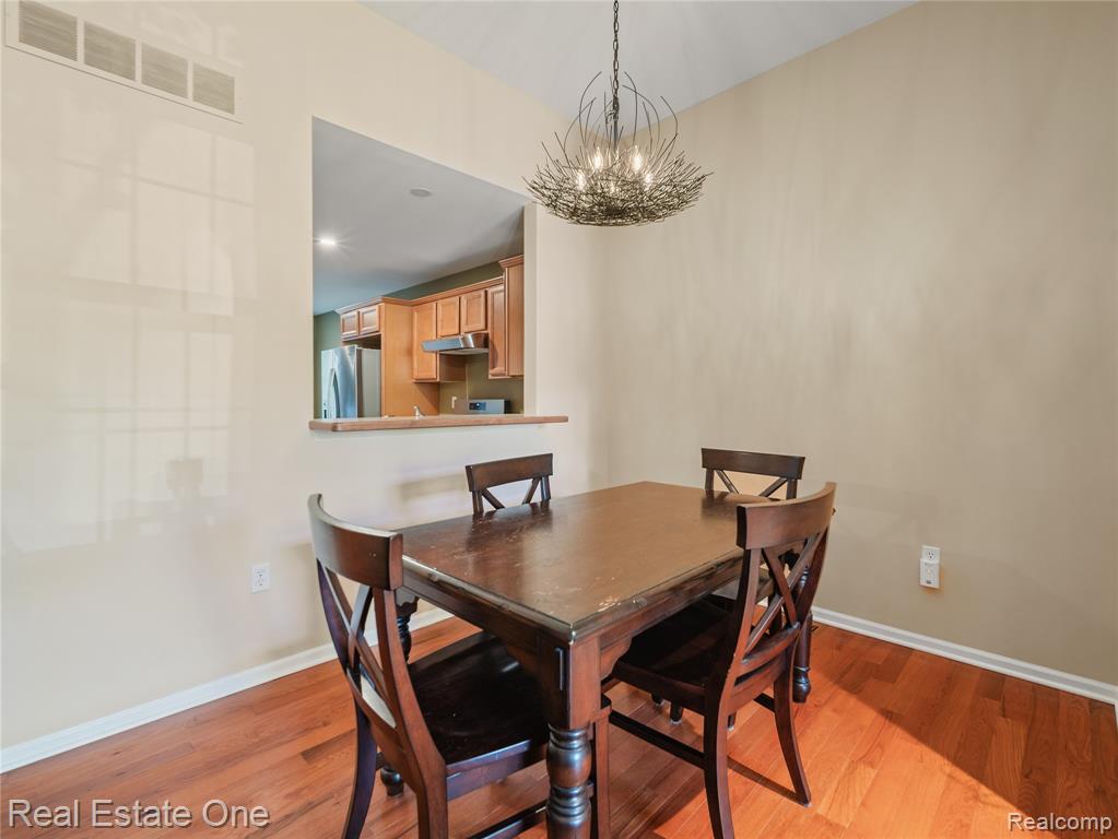 122 Pondview Court, Brighton, MI 48116 — Photo 4
