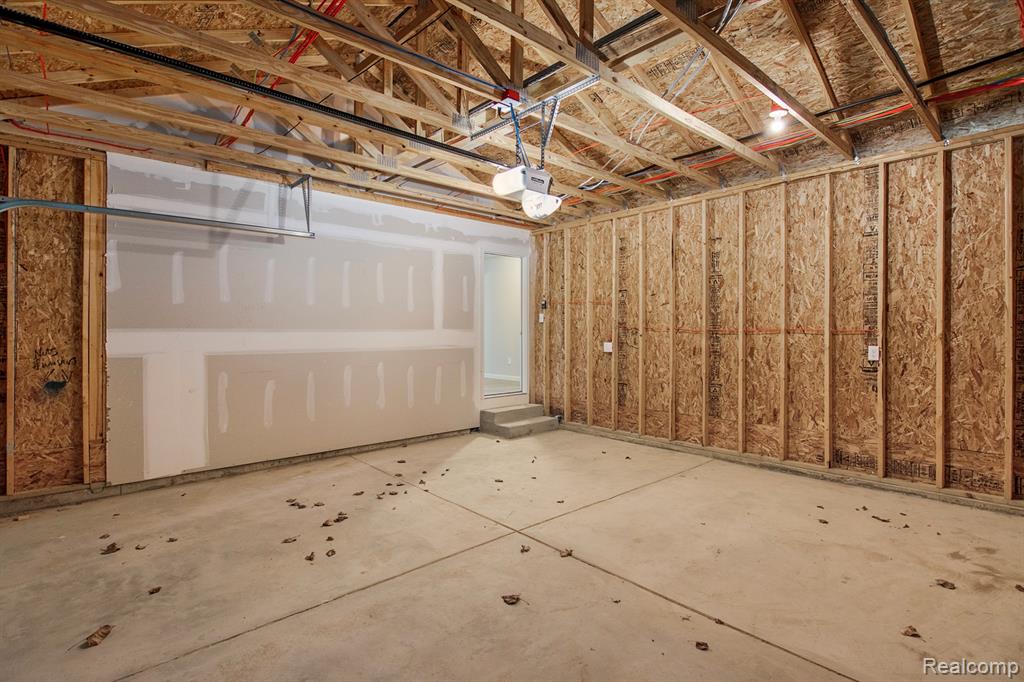 204 Kingsberry Drive, Blissfield, MI 49228 — Photo 18