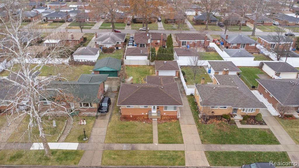6109 KINLOCH Street, Dearborn Heights, MI 48127 — Photo 2