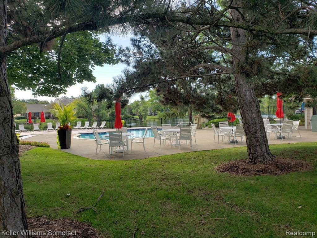 39975 CROSSWINDS, Novi, MI — Photo 6