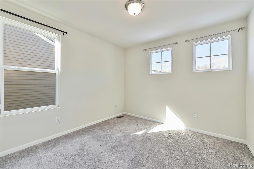2839 Dillon Drive, Ann Arbor, MI 48105 — Photo 36