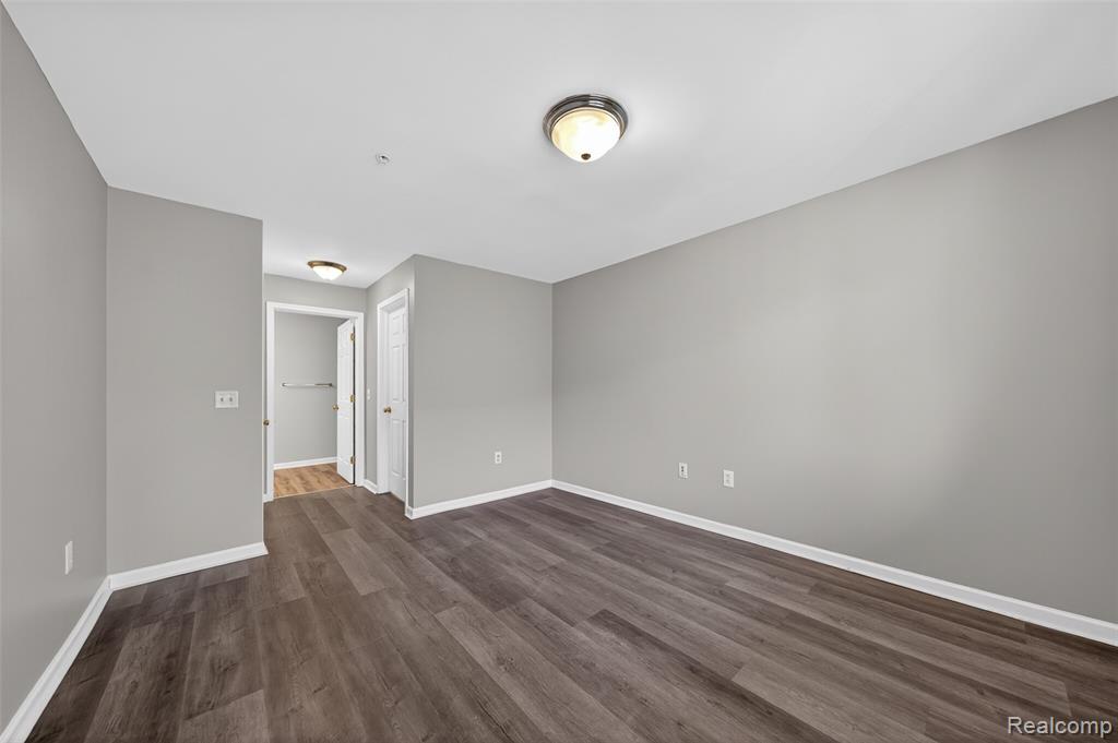 852 Brandon Avenue, Pontiac, MI 48340 — Photo 17