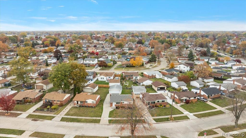 18053 S Wind Drive, Fraser, MI 48026 — Photo 11