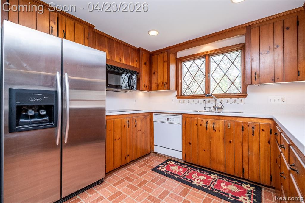 1895 West Bend Drive, Bloomfield Hills, MI 48302 — Photo 13