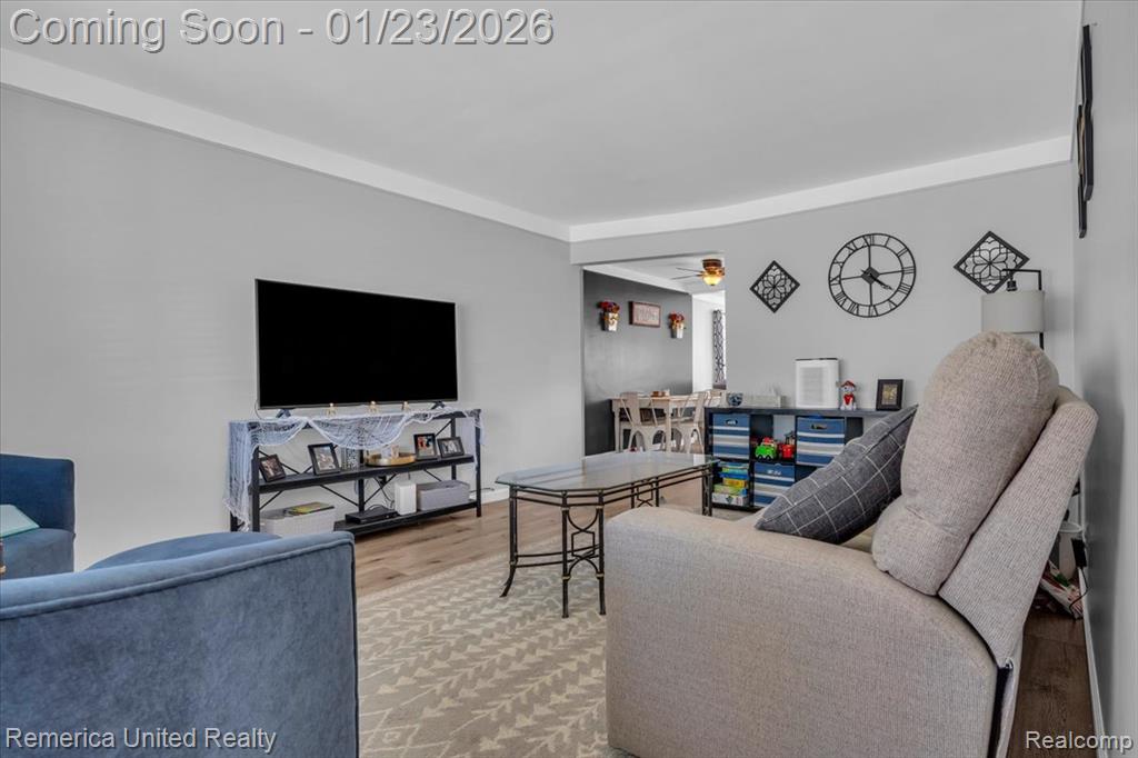570 Cardwell Street, Garden City, MI — Photo 2