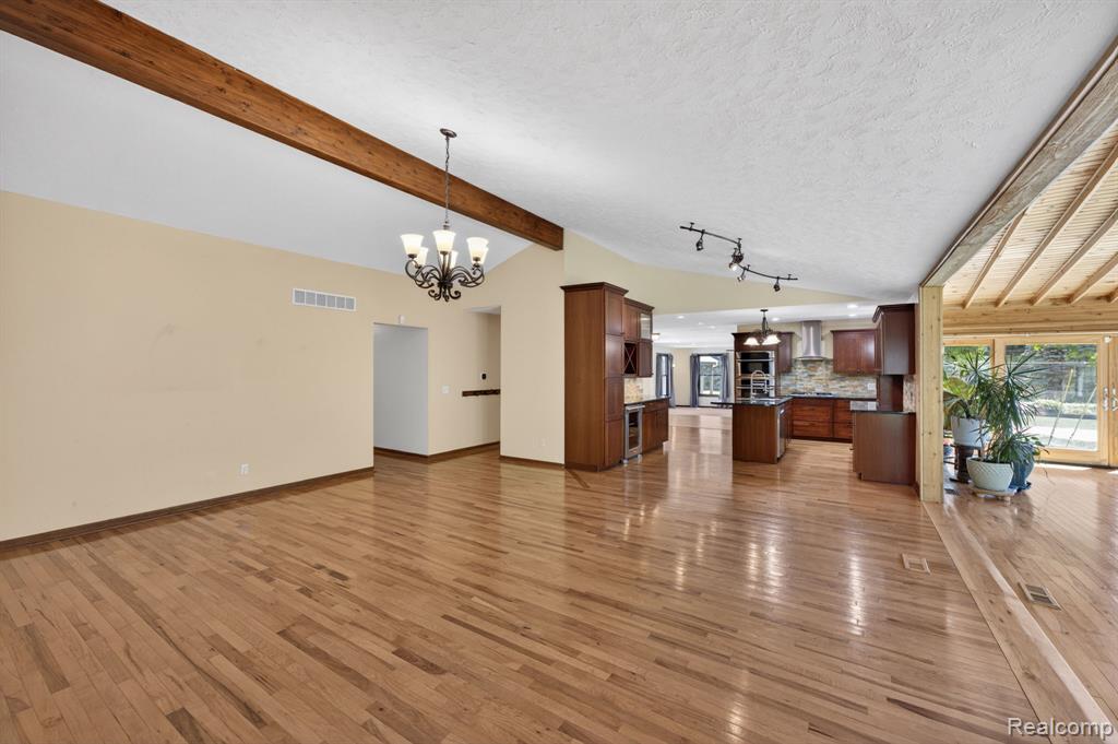 9353 Hill Road, Swartz Creek, MI 48473 — Photo 29