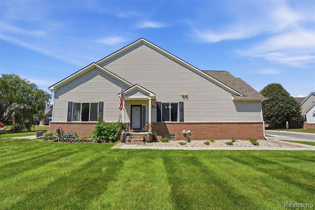 13813 Christina Lane, Van Buren, MI 48111
