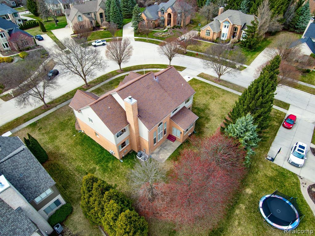 45857 ASHFORD Circle, Novi, MI — Photo 44