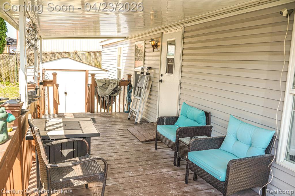 831 N Pontiac Trail, 37, Walled Lake, MI 48390 — Photo 3
