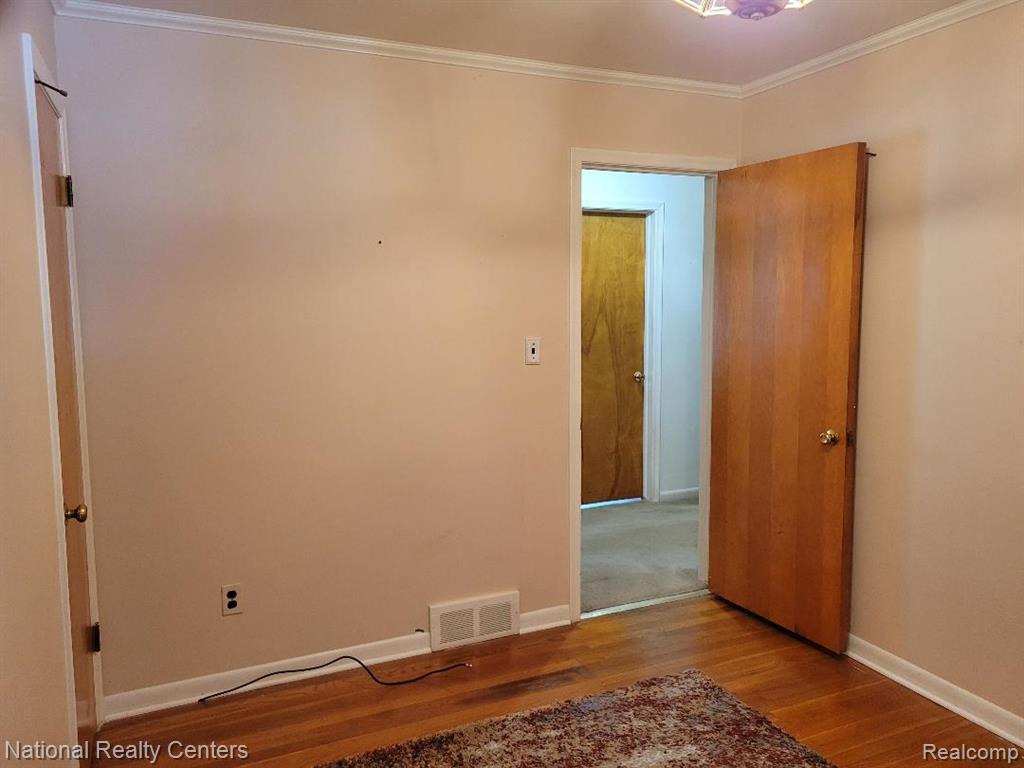 8789 Donna Street, Westland, MI — Photo 17