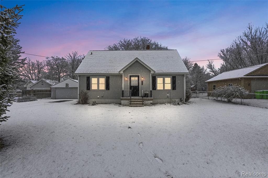 845 Olive Street, Oxford, MI 48371 — front exterior