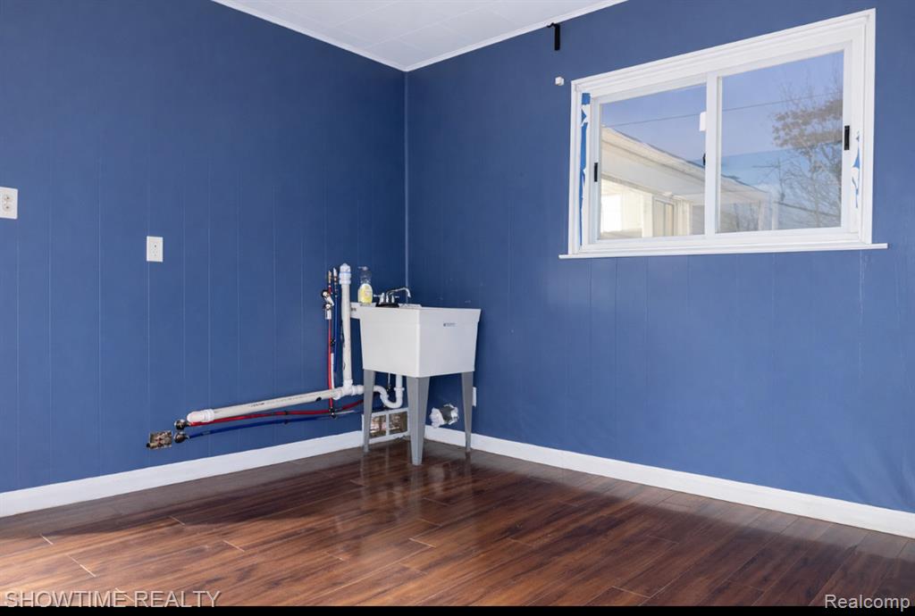 26261 Linwood Street, Roseville, MI, 48066