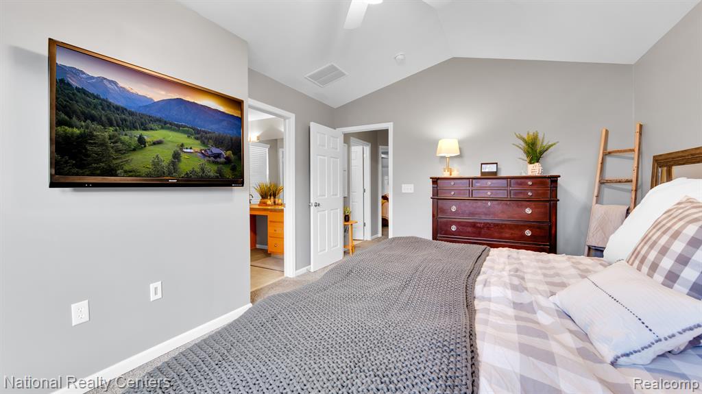 9634 Wexford Drive, Ypsilanti, MI 48198 — Photo 16