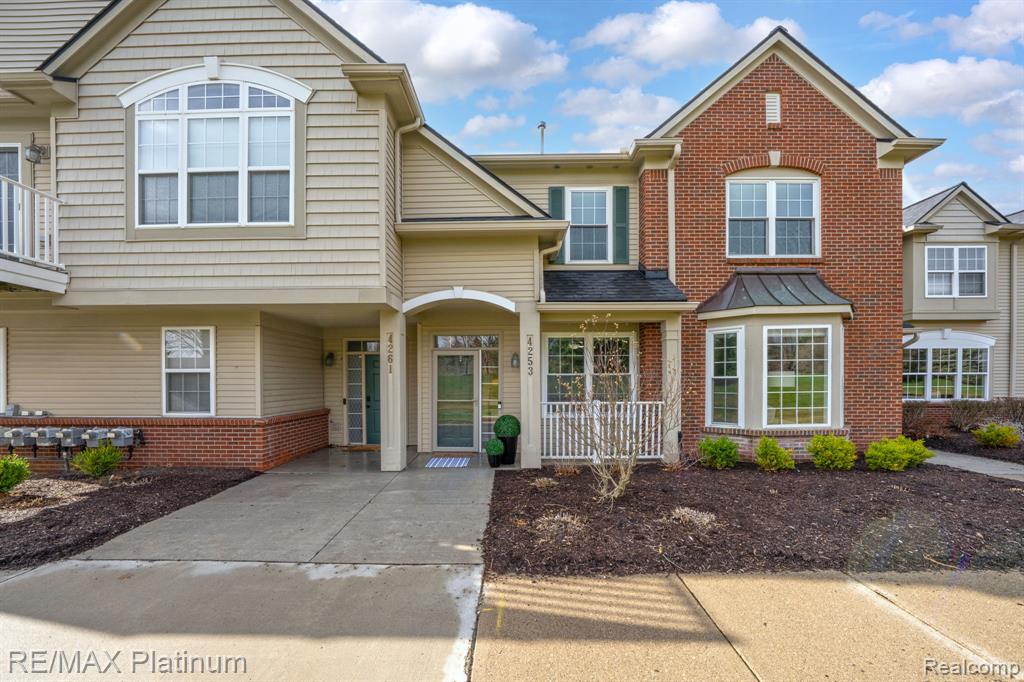 4253 Hampton Ridge Boulevard, Howell, MI 48843 — Photo 2