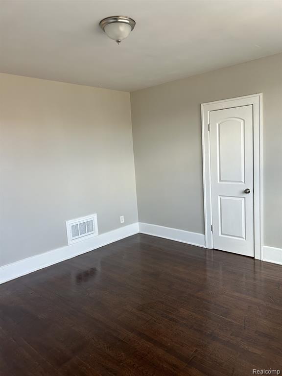 533 LAKEWOOD Street, Detroit, MI 48215 — Photo 10