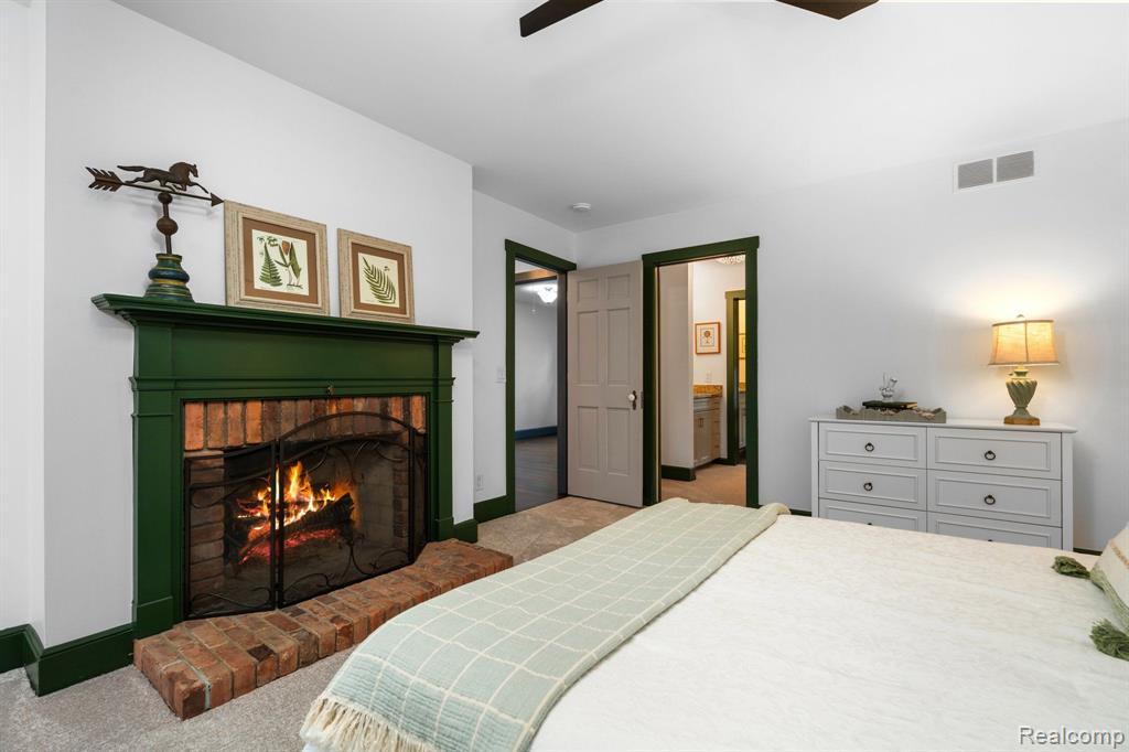 1827 HIGH HOLLOW Drive, Ann Arbor, MI 48103 — Photo 55