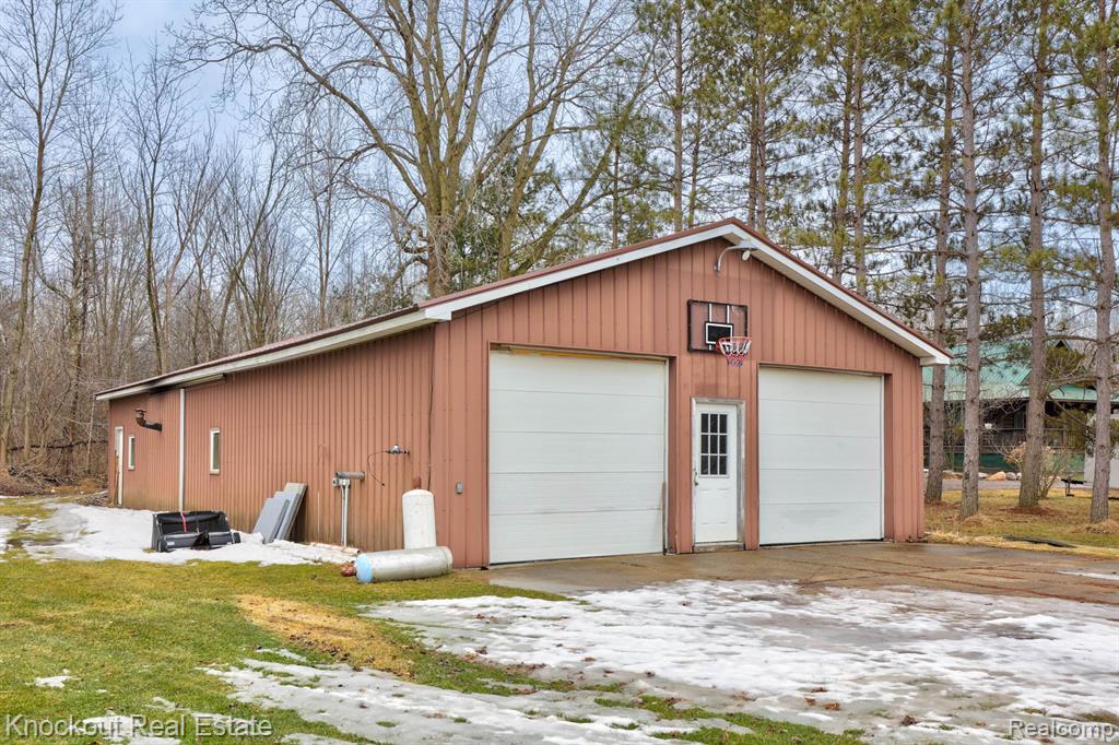 8661 VASSAR Road, Millington, MI 48746 — Photo 44