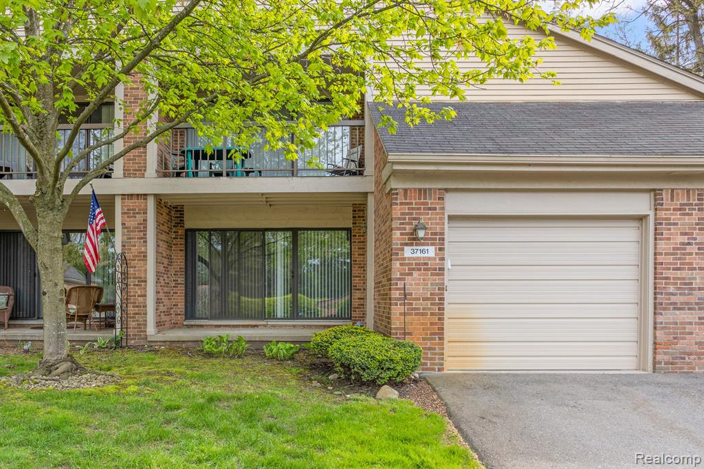 37161 DEER RUN Drive, Farmington Hills, MI 48331 — Photo 3