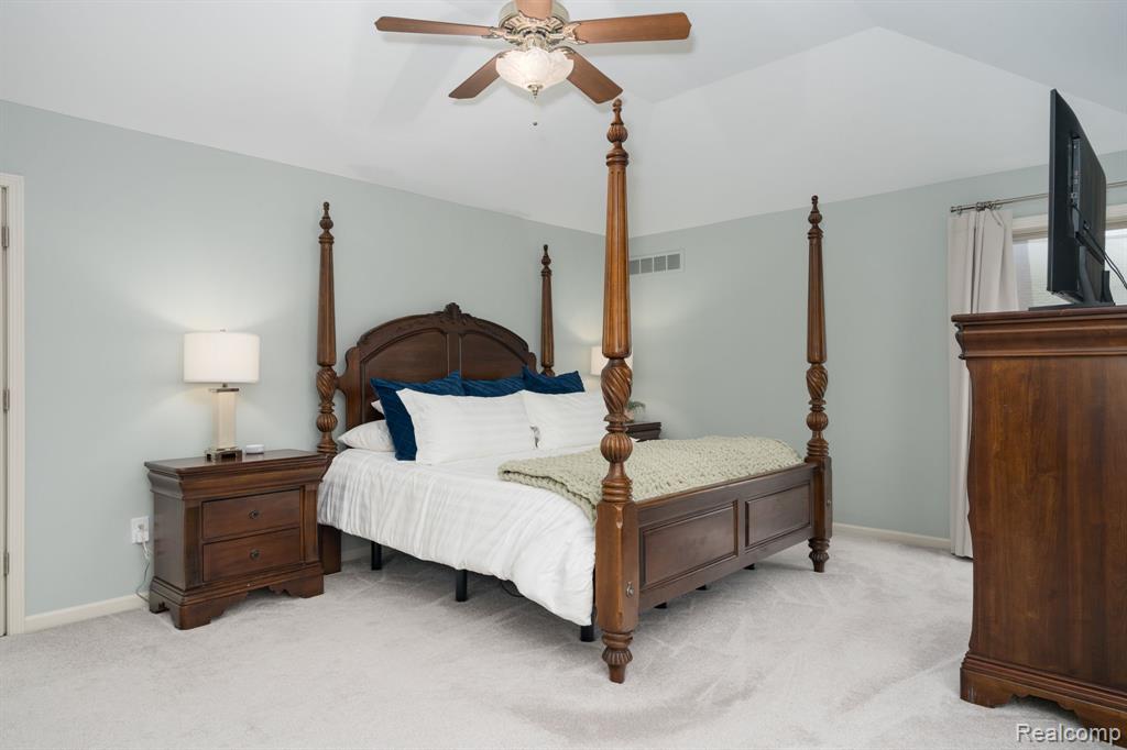6751 Berry Pointe Drive, Clarkston, MI 48348 — Photo 30