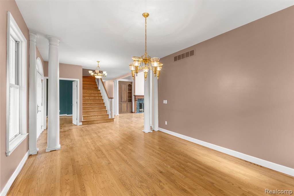 6555 WARREN Road, Ann Arbor, MI 48105 — Photo 15